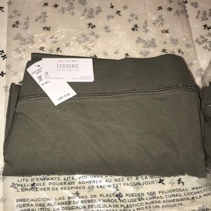 BUNDLE N SAVE || aerie olive green leggings